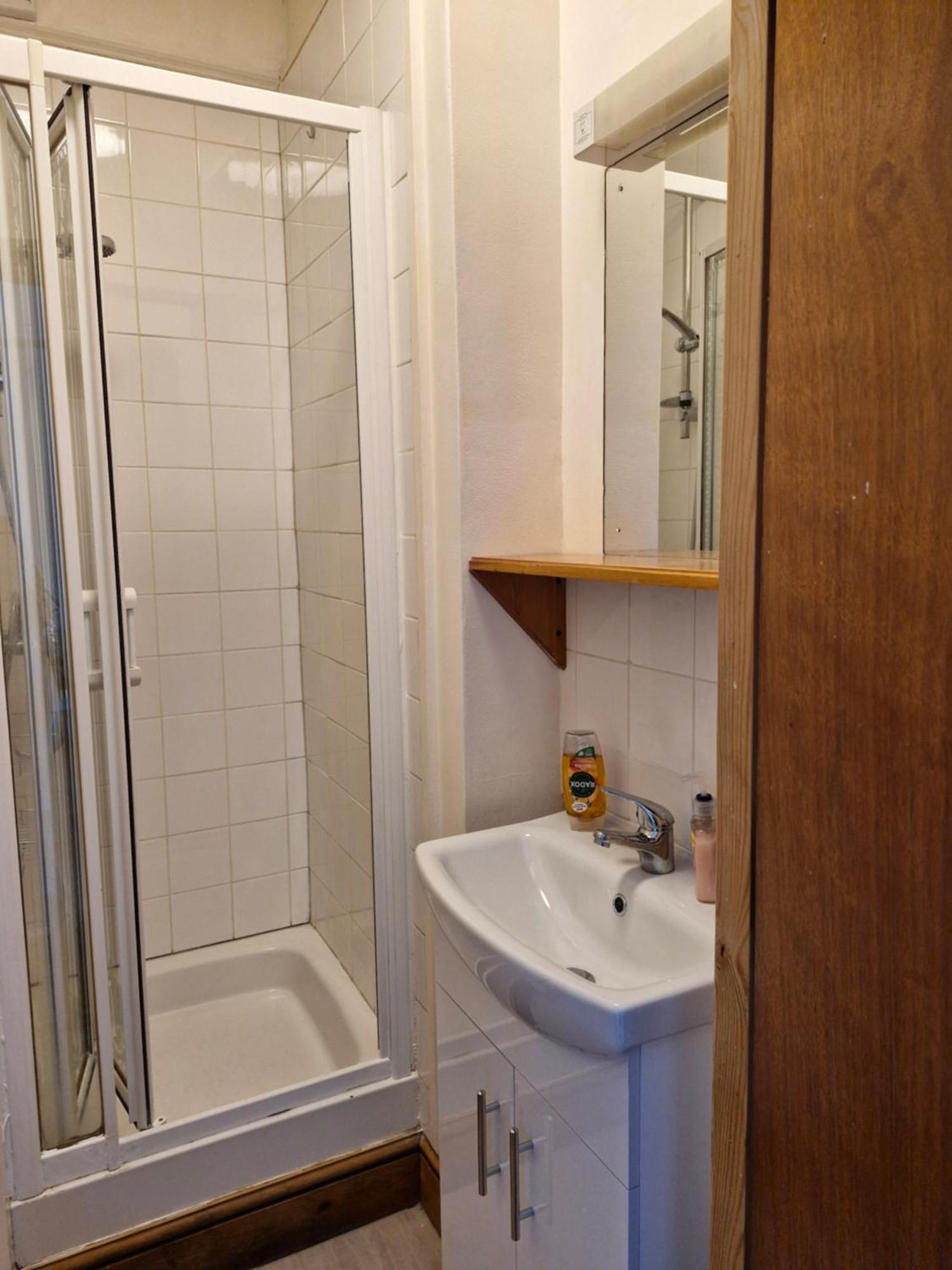Bright Studio Apartment In A Perfect Location 런던 외부 사진